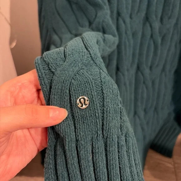 NWT Storm Teal Lululemon Cable-Knit Oversized Crewneck Sweater size XL - Picture 6 of 7
